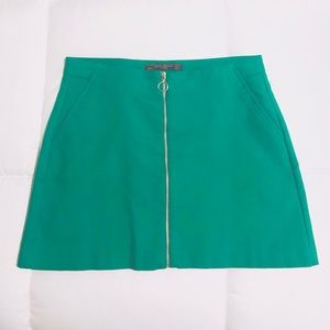 Green Zara mini skirt with pockets - size  M